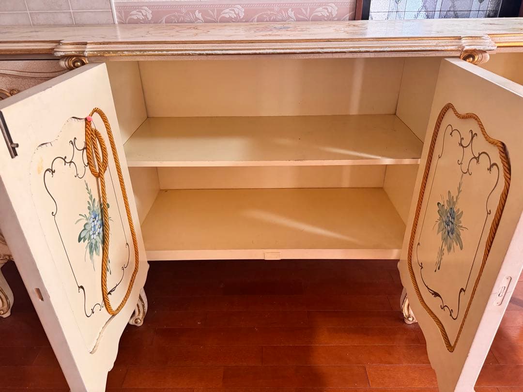 姫系アンティーク　特価　ロココ　高級イタリア　チェスト　タンス　シリック❓