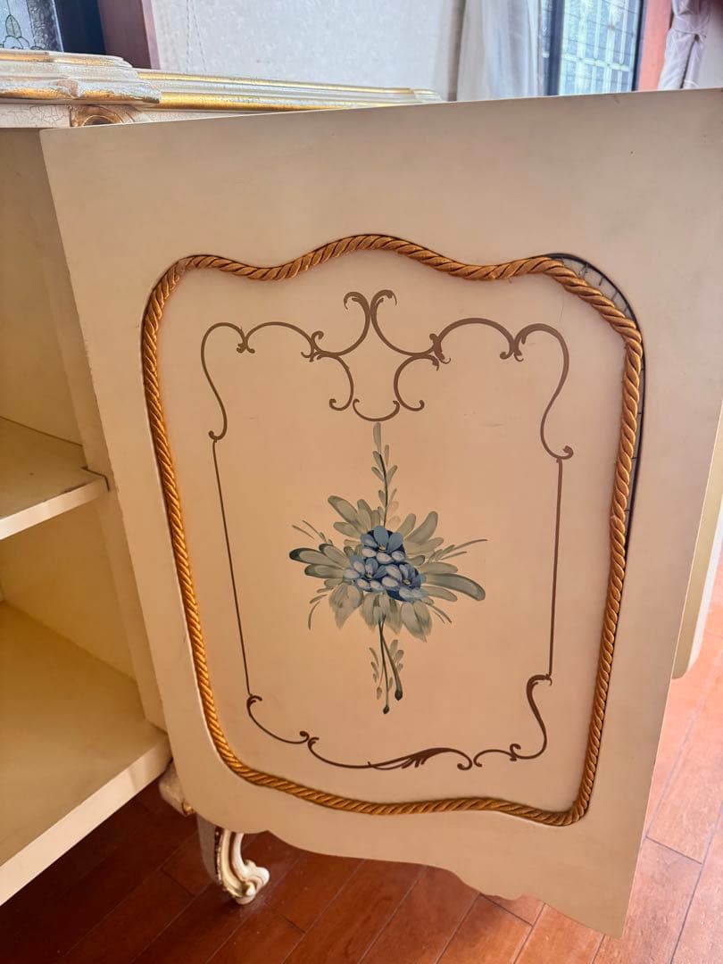 姫系アンティーク　特価　ロココ　高級イタリア　チェスト　タンス　シリック❓