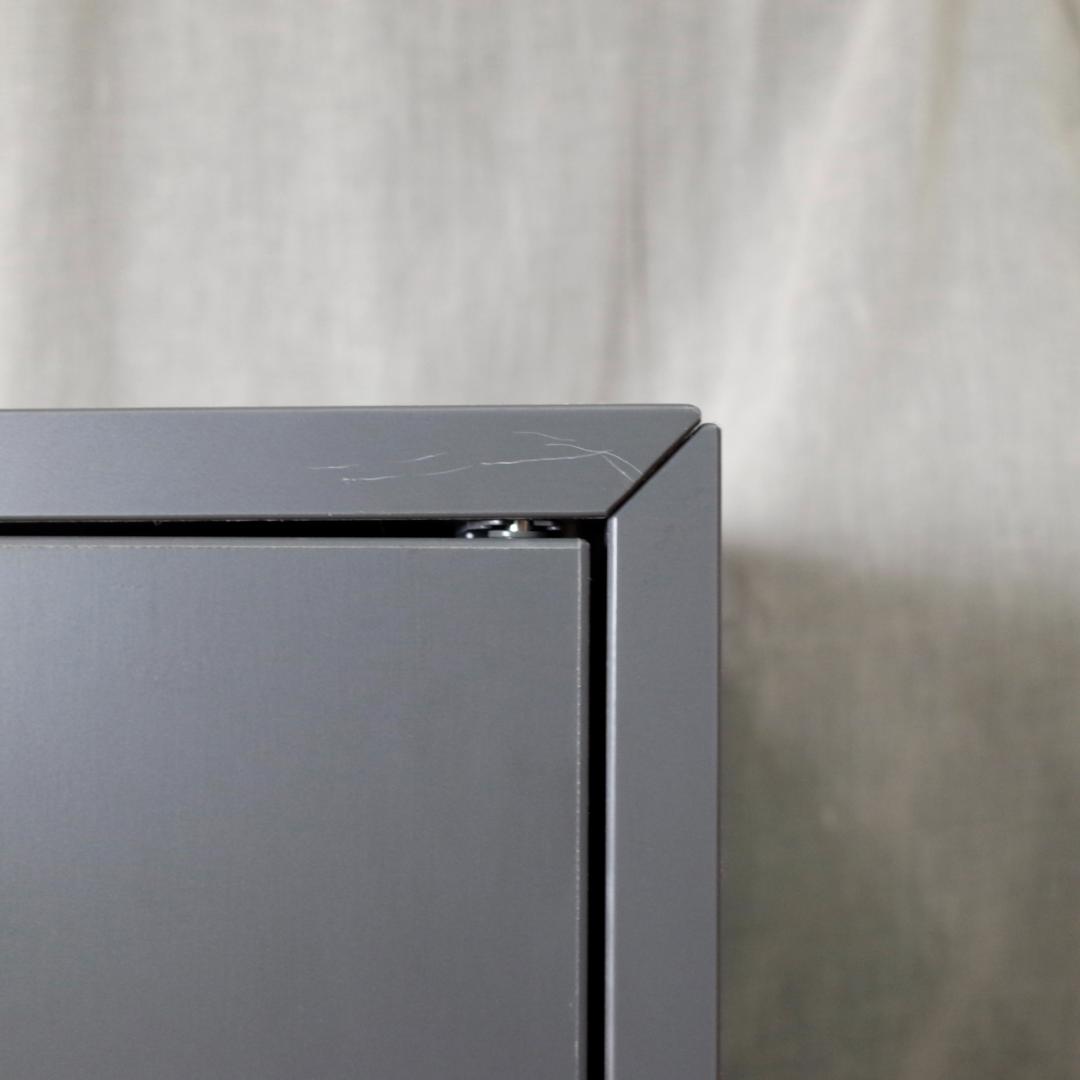 【完成品】IKEA EKET エーケト キャビネット　グレー　足付き