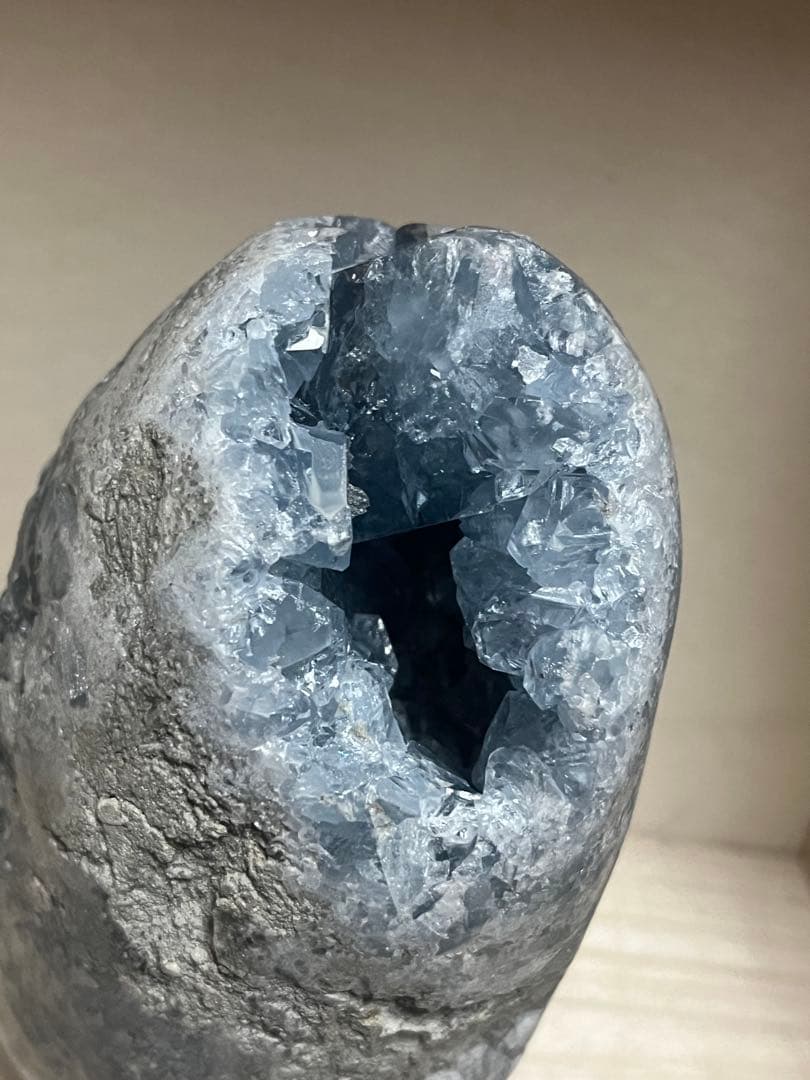 セレスタイト 置物 原石 クラスター 天然結晶 ジオード たまご 1.6kg