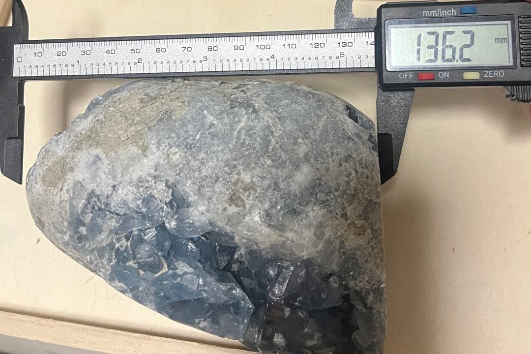 セレスタイト 置物 原石 クラスター 天然結晶 ジオード たまご 1.6kg