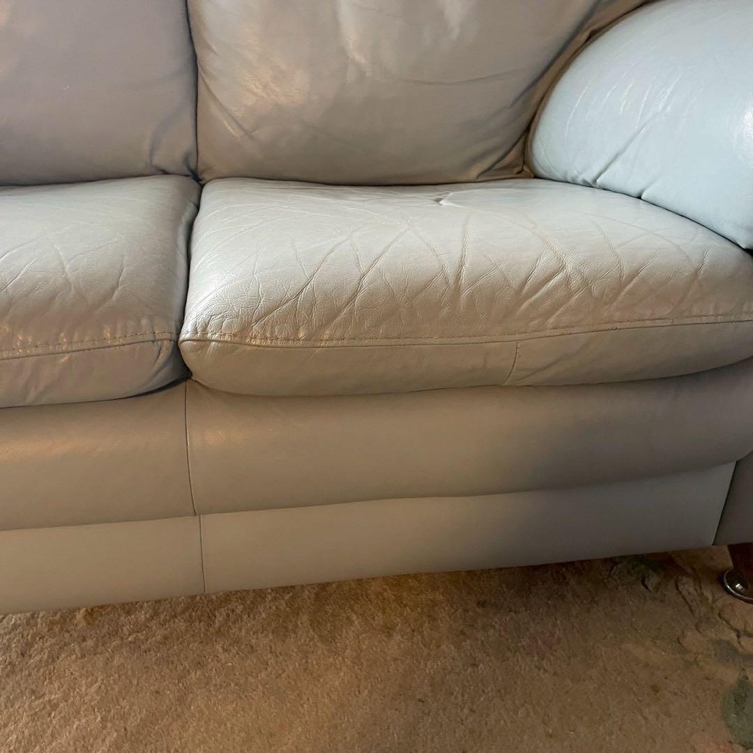 ライトブルー レザー 2人掛けソファ