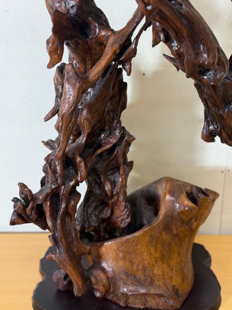 木製抽象彫刻 ダークブラウン