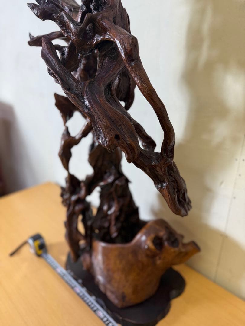 木製抽象彫刻 ダークブラウン