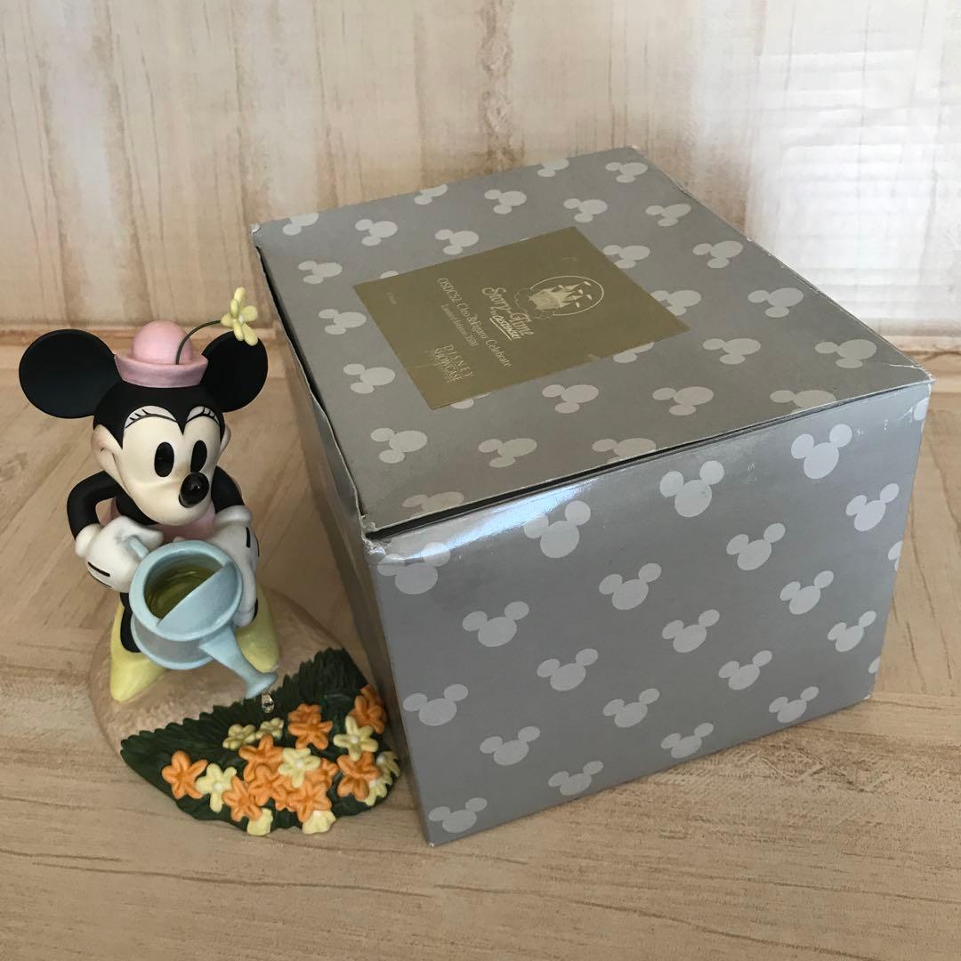 WDCC ディズニー　ショーケース　ミニー　フィギュア　陶器　置物　限定品　②