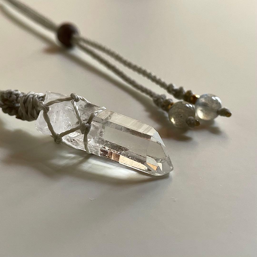 ヒマラヤ水晶 マカルー産 ＊ マクラメペンダント ネックレス ④