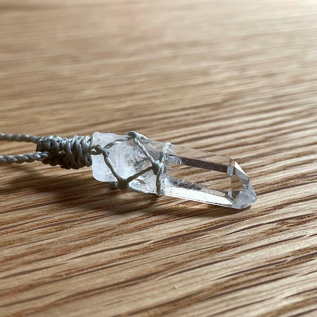 ヒマラヤ水晶 マカルー産 ＊ マクラメペンダント ネックレス ④