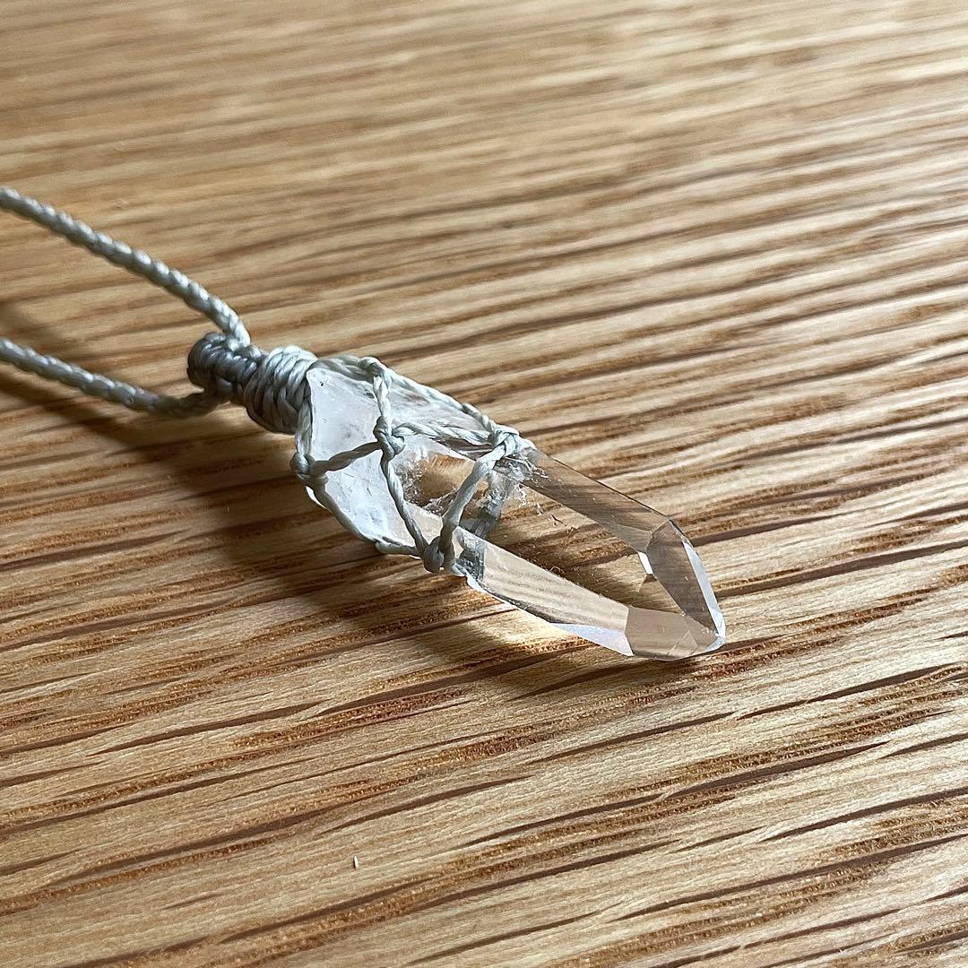 ヒマラヤ水晶 マカルー産 ＊ マクラメペンダント ネックレス ④