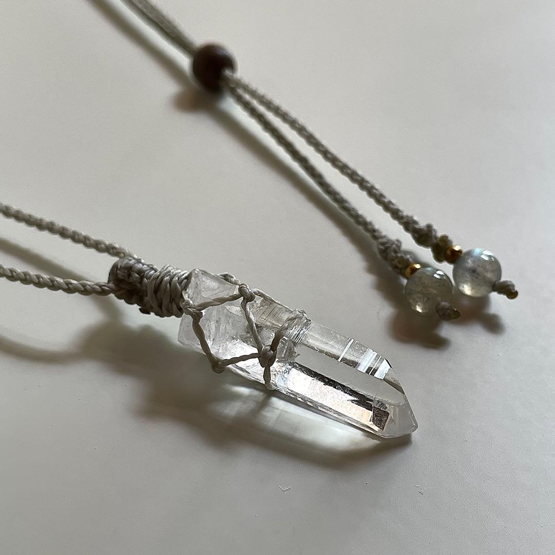 ヒマラヤ水晶 マカルー産 ＊ マクラメペンダント ネックレス ④