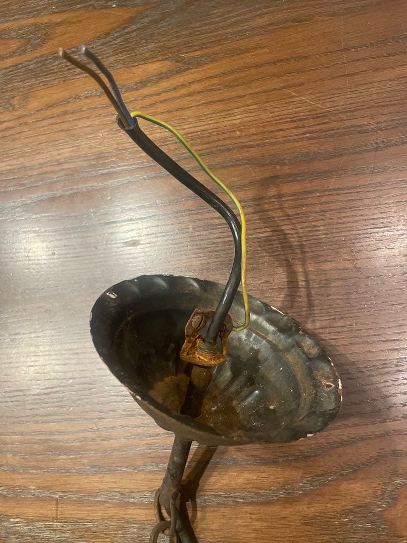 ヨーロッパ　クラシック ペンダントランプ　アイアン　ガラス 陶器　ランタン型