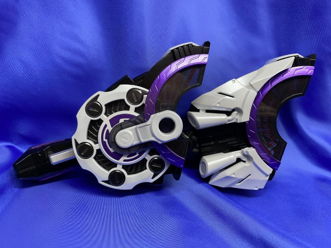 仮面ライダー　ジーン（レーザーレイズライザー）風　レイズバックル 重塗装セット