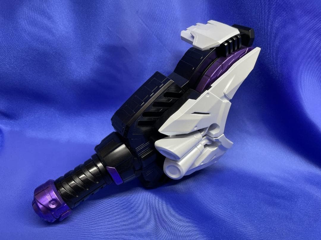 仮面ライダー　ジーン（レーザーレイズライザー）風　レイズバックル 重塗装セット