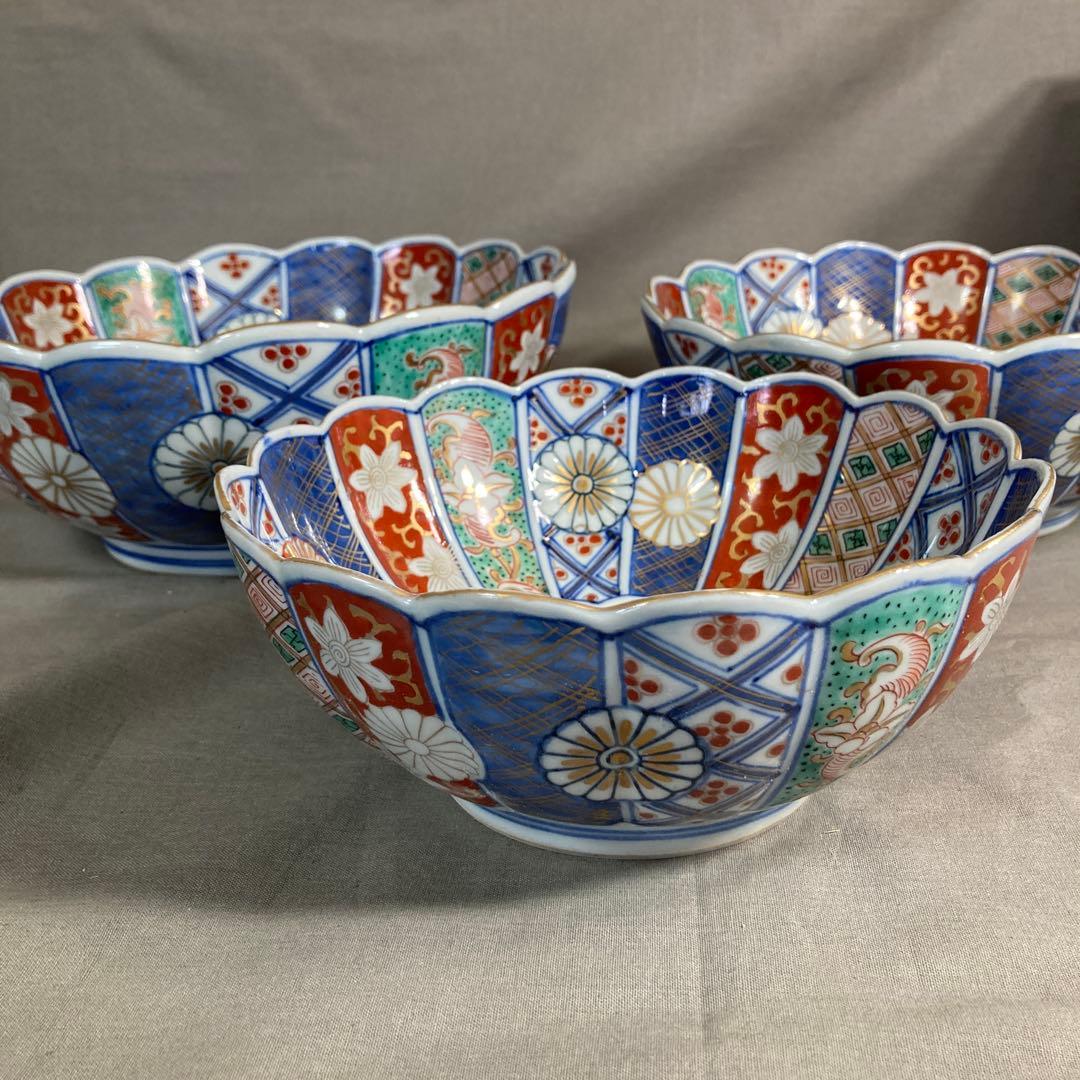 古伊万里文】古伊万里の伝統 日本の名窯 古伊万里 染錦菊花文 三つ組菊