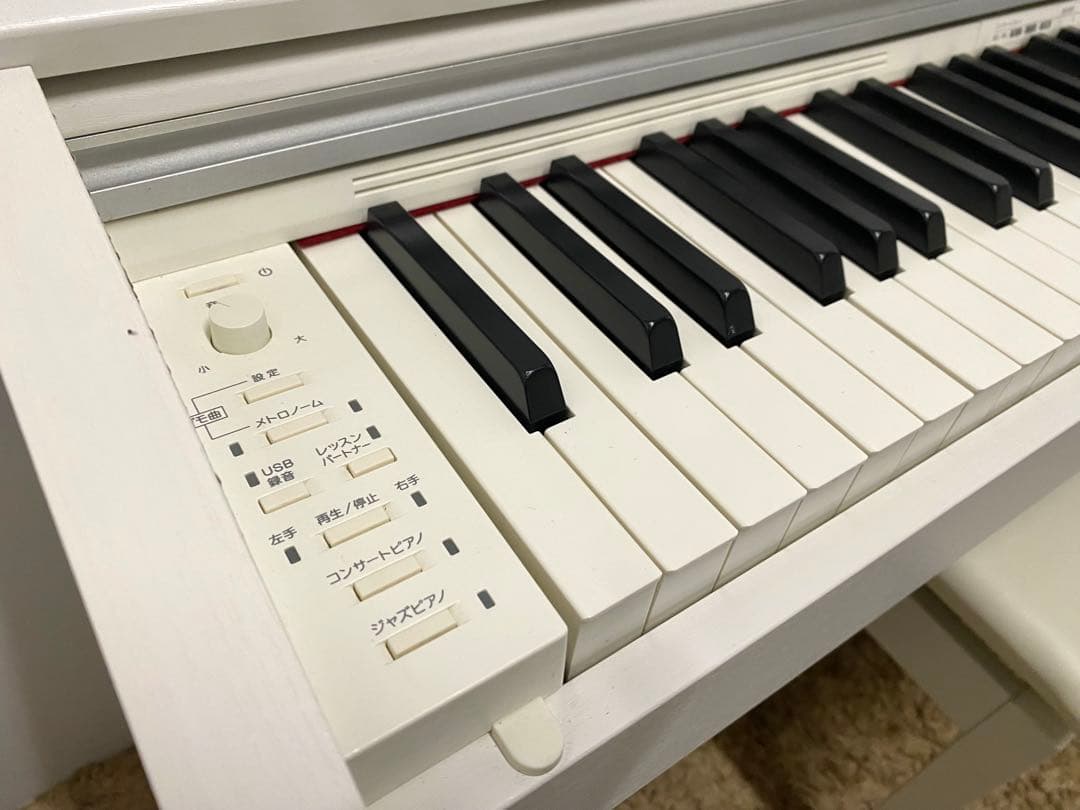 CASIO PX2000GP ホワイト 省スペース！電子ピアノ