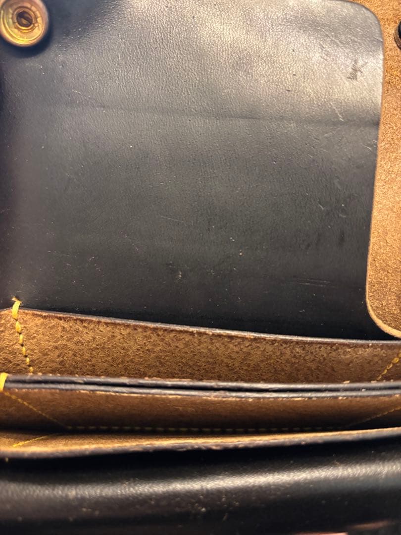 トラッカーウォレット黒