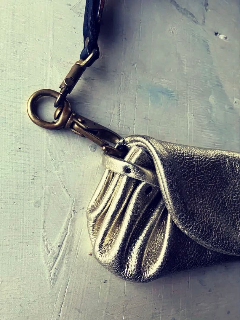 コノチイサナゴールド…leatherアコーディオンポーチウォレット