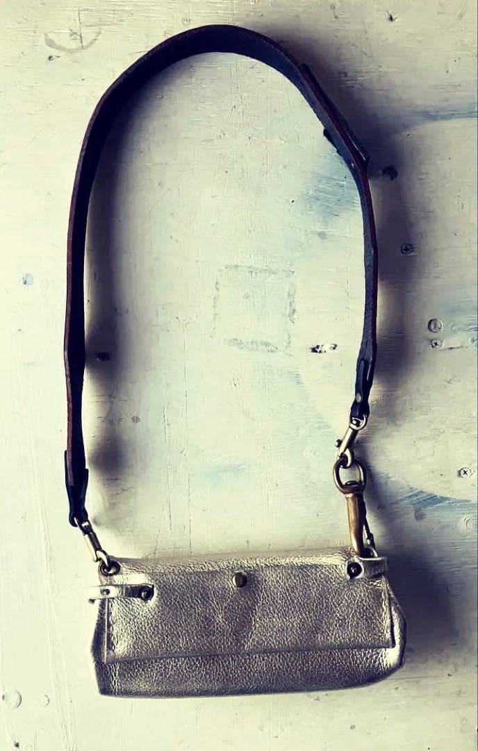 コノチイサナゴールド…leatherアコーディオンポーチウォレット