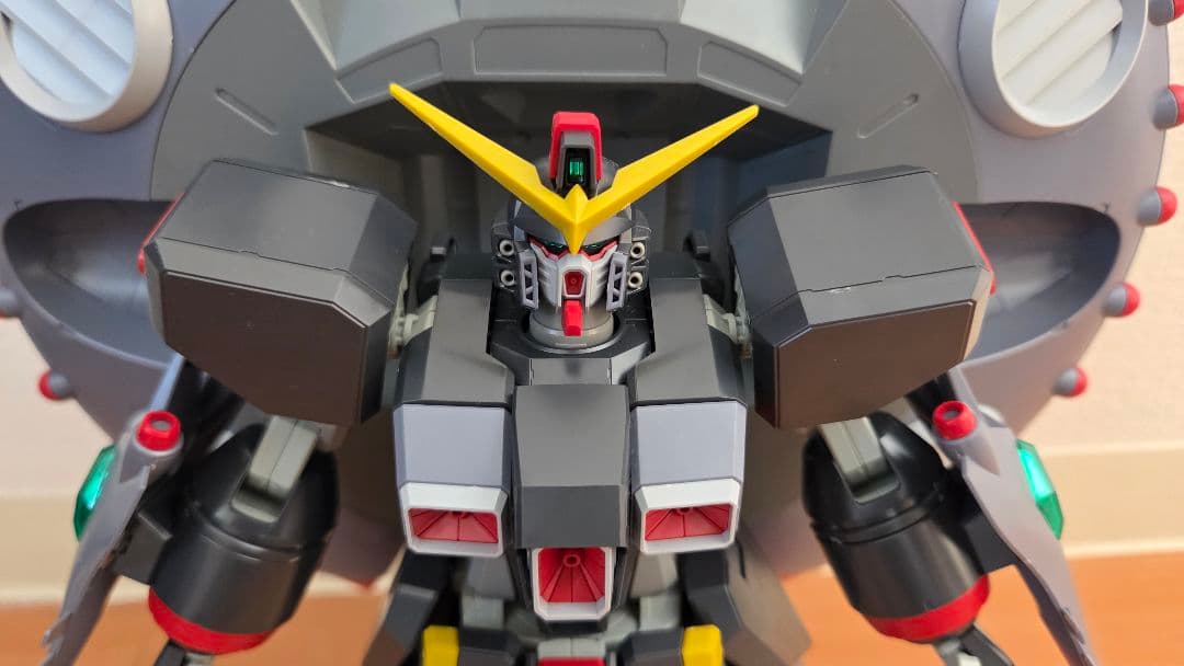 デストロイガンダム HG 1/144 完成品
