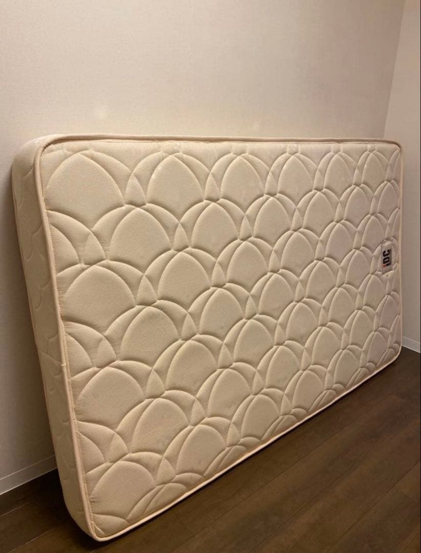 新品未使用　大塚家具　マットレス　セミダブル