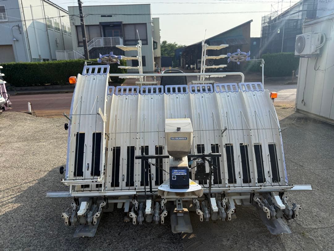 「新潟県長岡市発」三菱 田植機 LE80D 8条植 ディーゼル動作確認済み