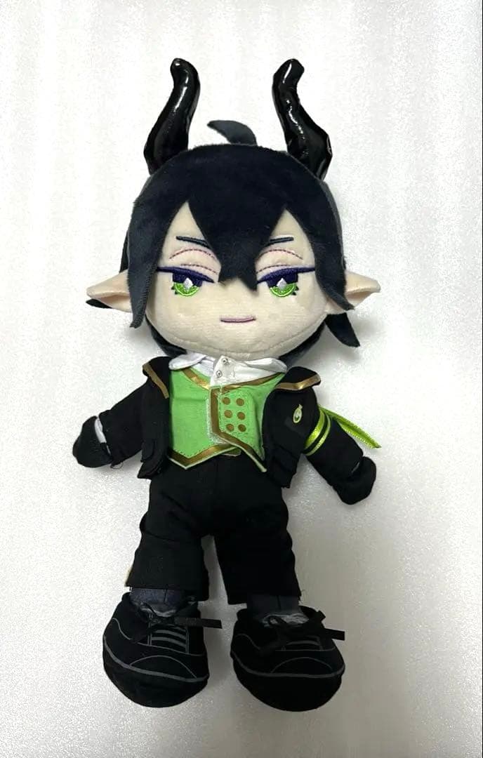 ツイステ　マレウス　ぬいぐるみ　ぬいぐるみ専用コスチューム　ディズニーストア