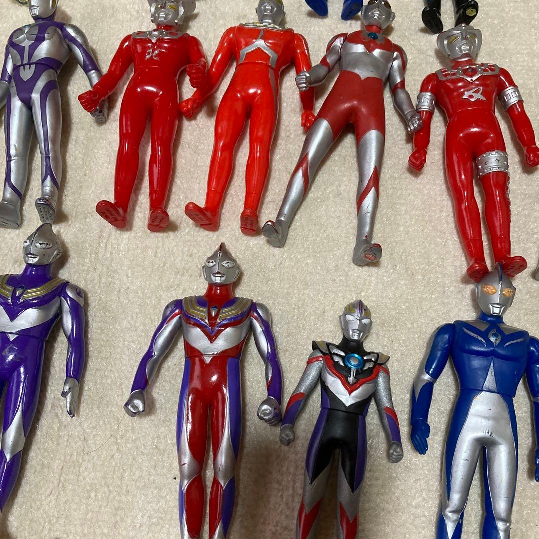 フィギュア72体まとめ売り ウルトラマン&怪獣＆仮面ライダー - メルカリ