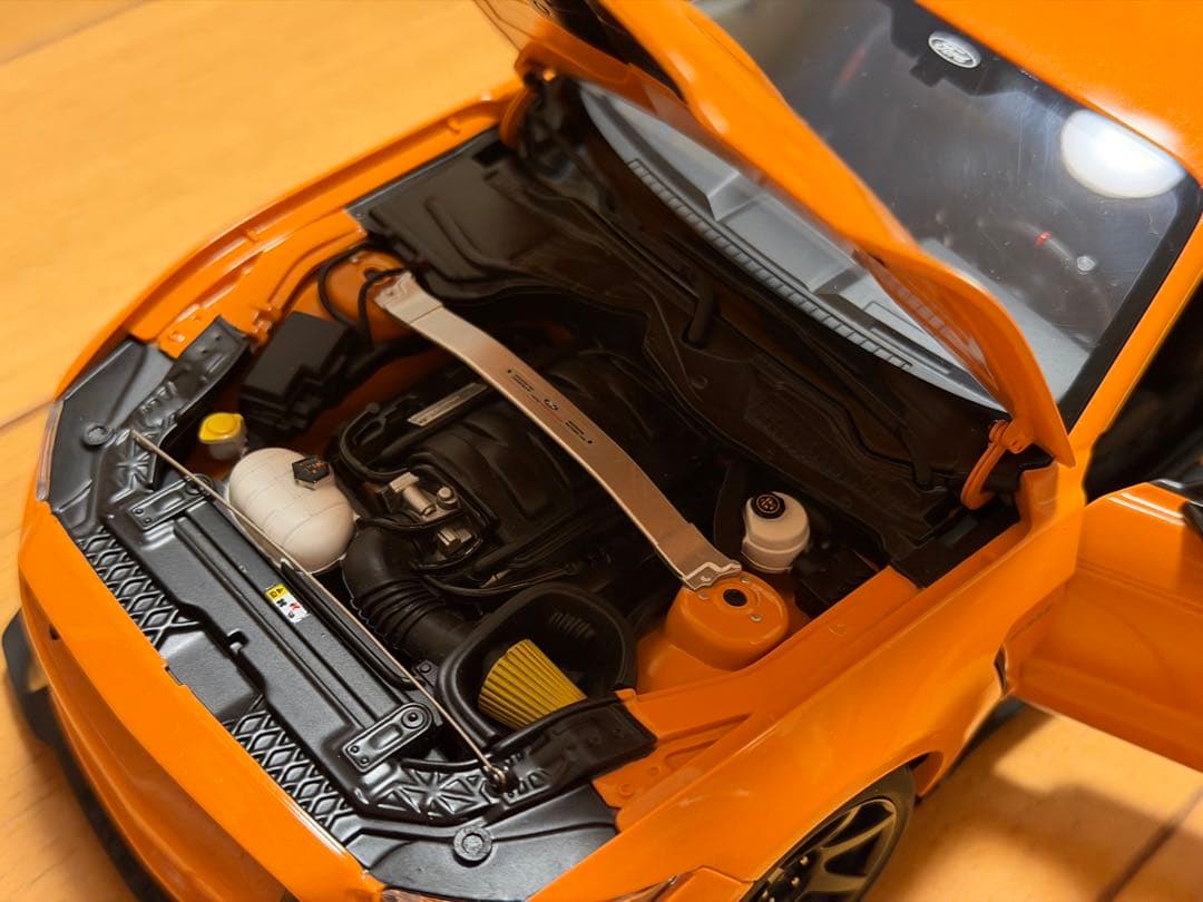 Mustang GT350R 1/18モデルカー