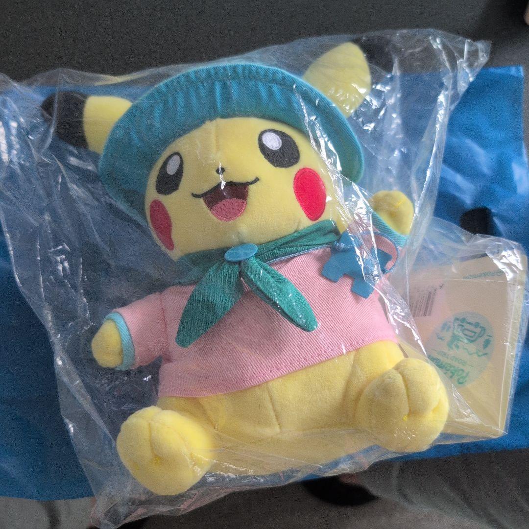 ポケモン上海限定 Road Tripキャンプシリーズ ピカチュウぬいぐるみ
