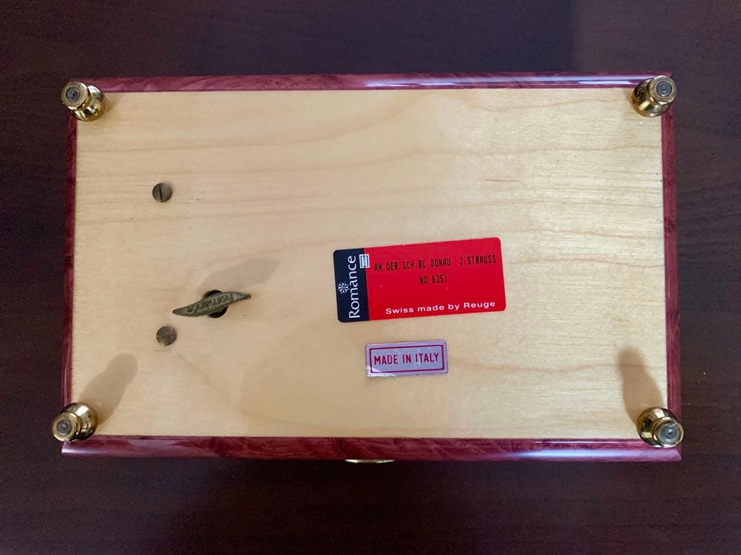 ルージュ社製　花柄オルゴール 木製ボックス