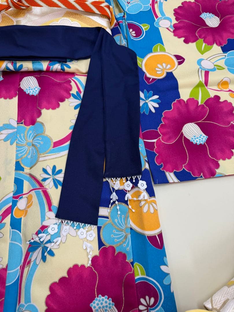 【10〜13歳向け】ジュニア振袖セット＊レトロポップ 花柄 × 黄色帯