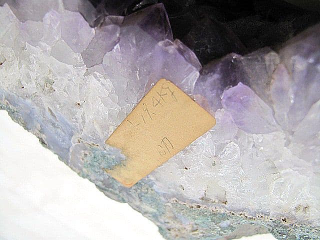 アメジストドーム　重量19kg高さ51cm 　紫水晶 風水 天然石 インテリア