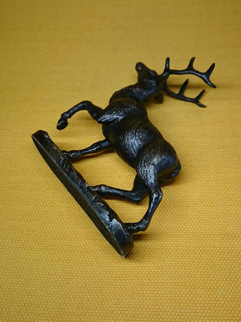 【美品】シカ　鹿　銅製　ヨーロッパ　置物　インテリア　工芸品　美術品　A2523