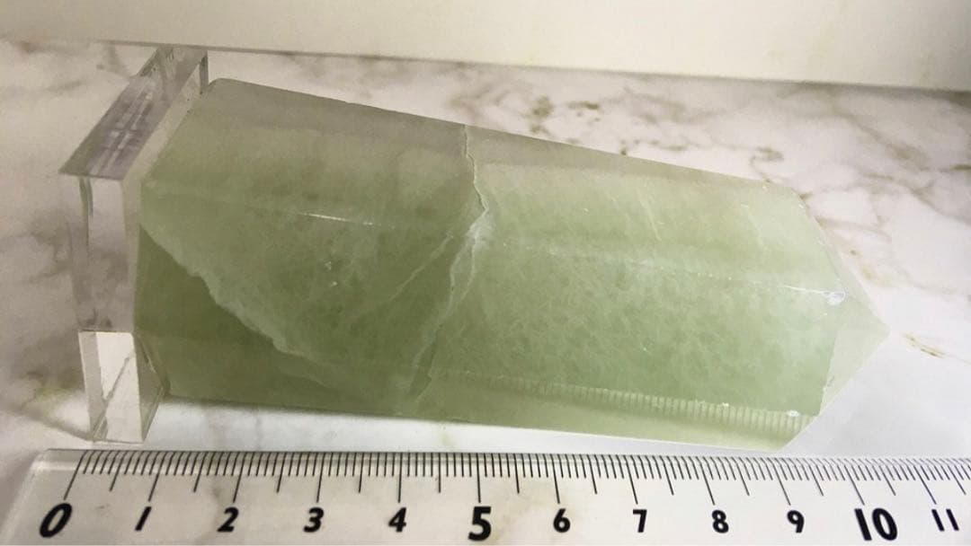 バイカラー✿*:・　虹入り✨ フローライト　蛍石　オベリスク　置物