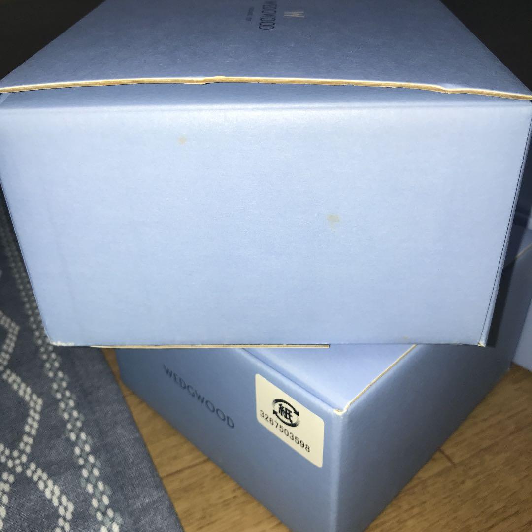 ウェッジウッド　ワイルドストロベリー　カップアンドソーサー新品4客セット　箱付き