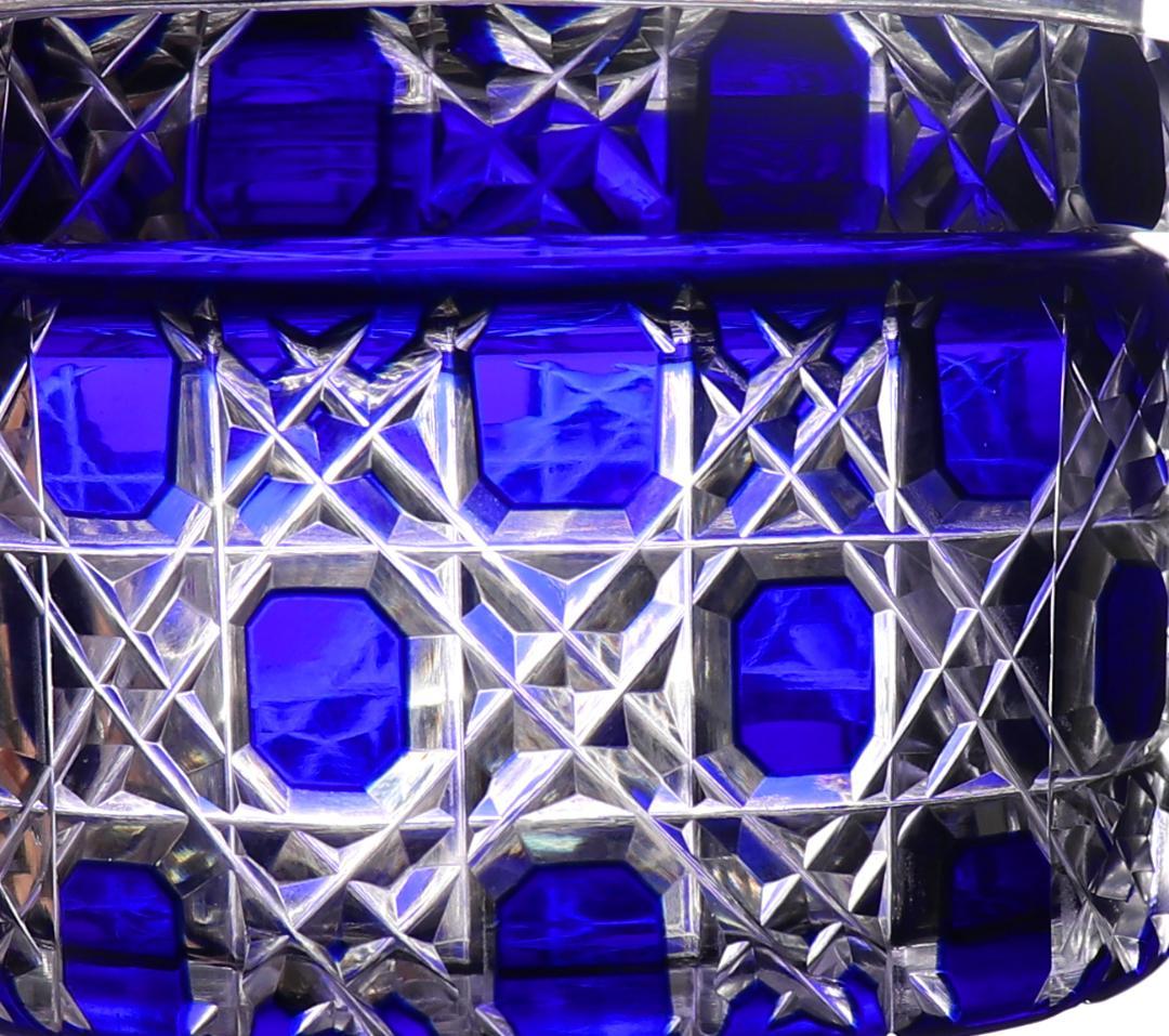 オールド・バカラ ドーム型 全面切子装飾 ディアマン・ピエーリー 青色被せ蓋物