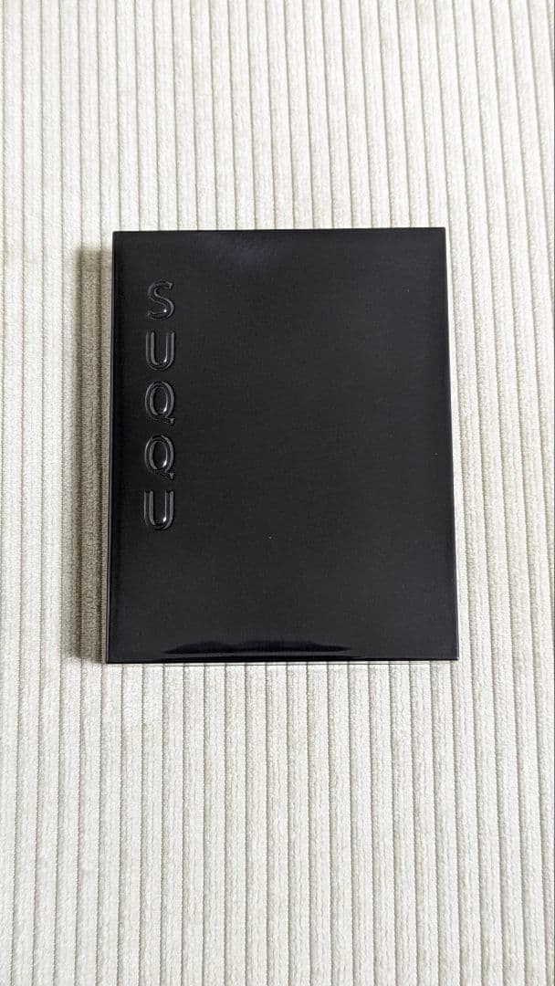 美品 SUQQU スック シグニチャーカラーアイズ S02 霜華