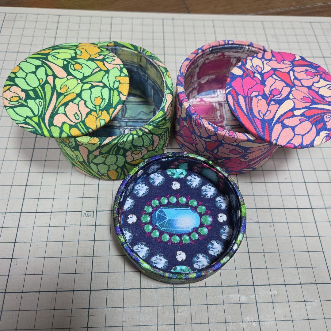 ルビーリバティ小物トレーオーダーページ4番目様