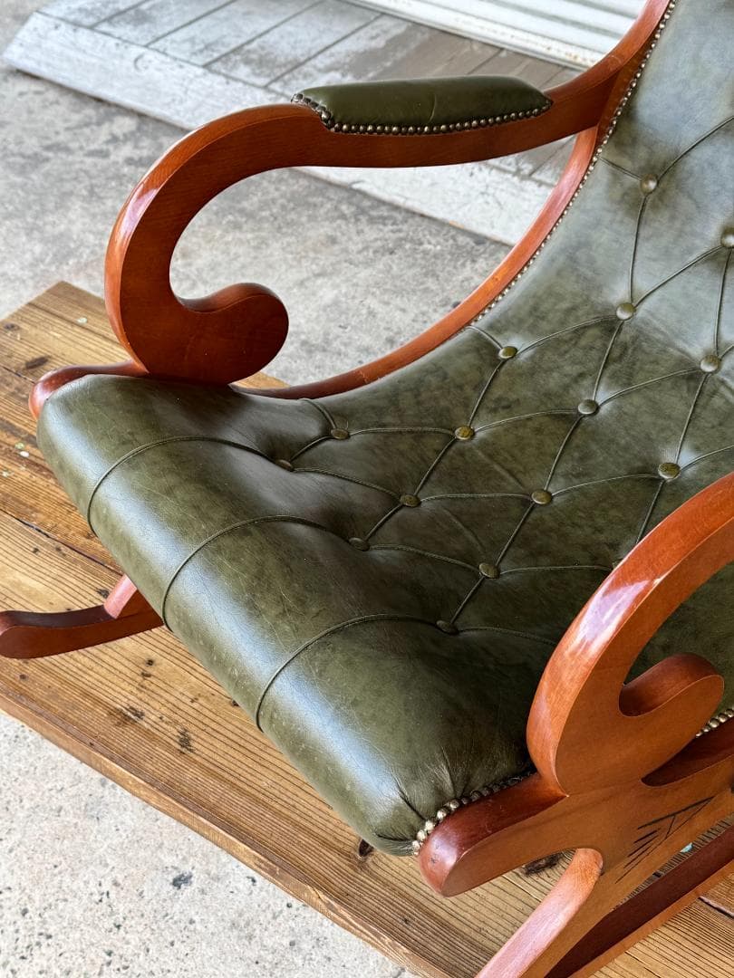 イタリア 本革ロッキングチェア クラシック アンティーク チェスターフィールド