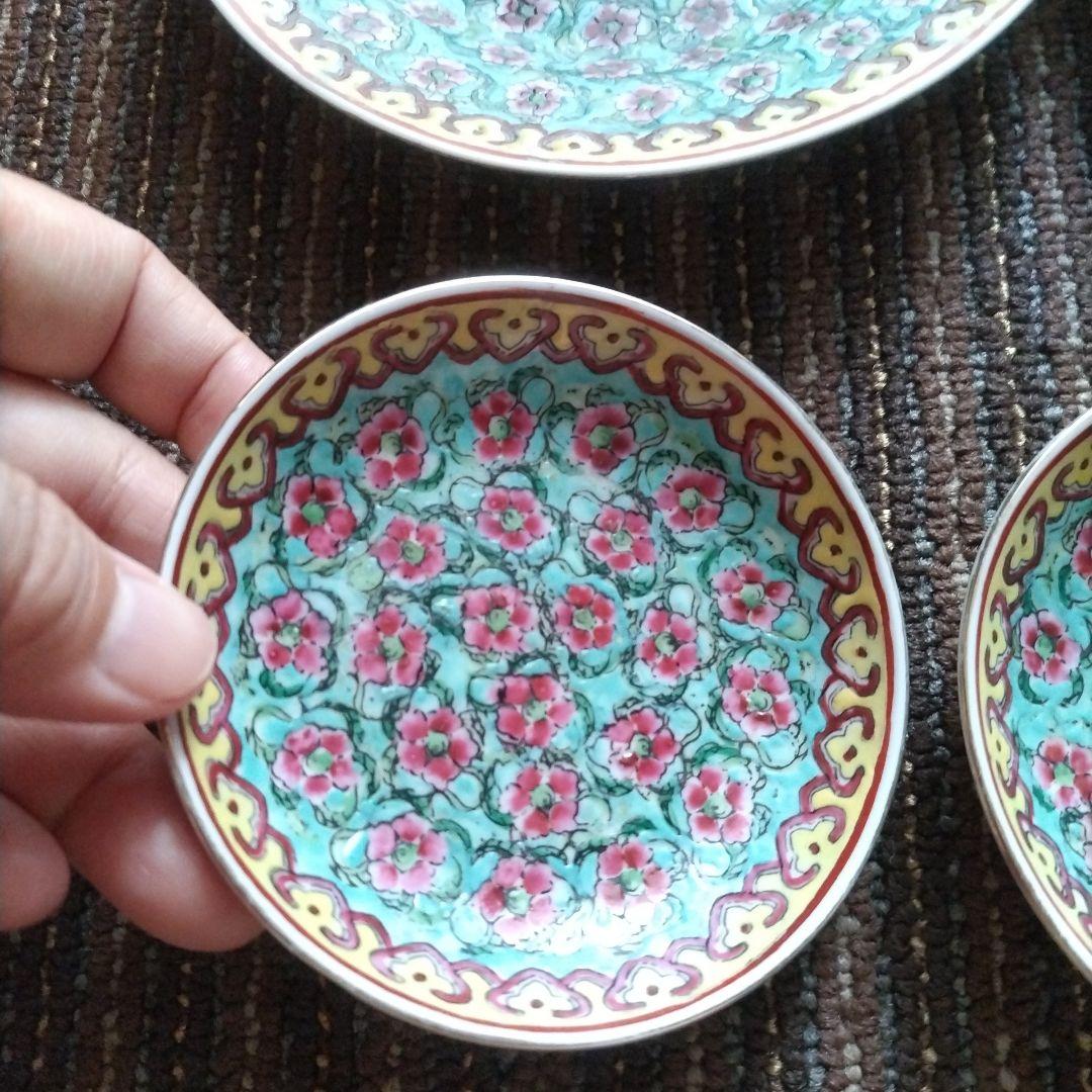 【美品】中国景徳鎮　乾隆年製　粉彩　花詰文様　銘々皿４　小皿４　計８枚