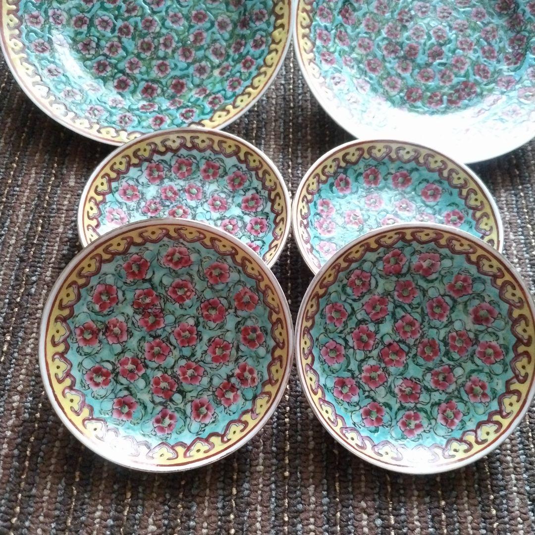 【美品】中国景徳鎮　乾隆年製　粉彩　花詰文様　銘々皿４　小皿４　計８枚