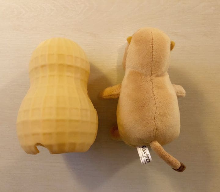 バムとケロ らくちゃん ぬいぐるみ - メルカリ