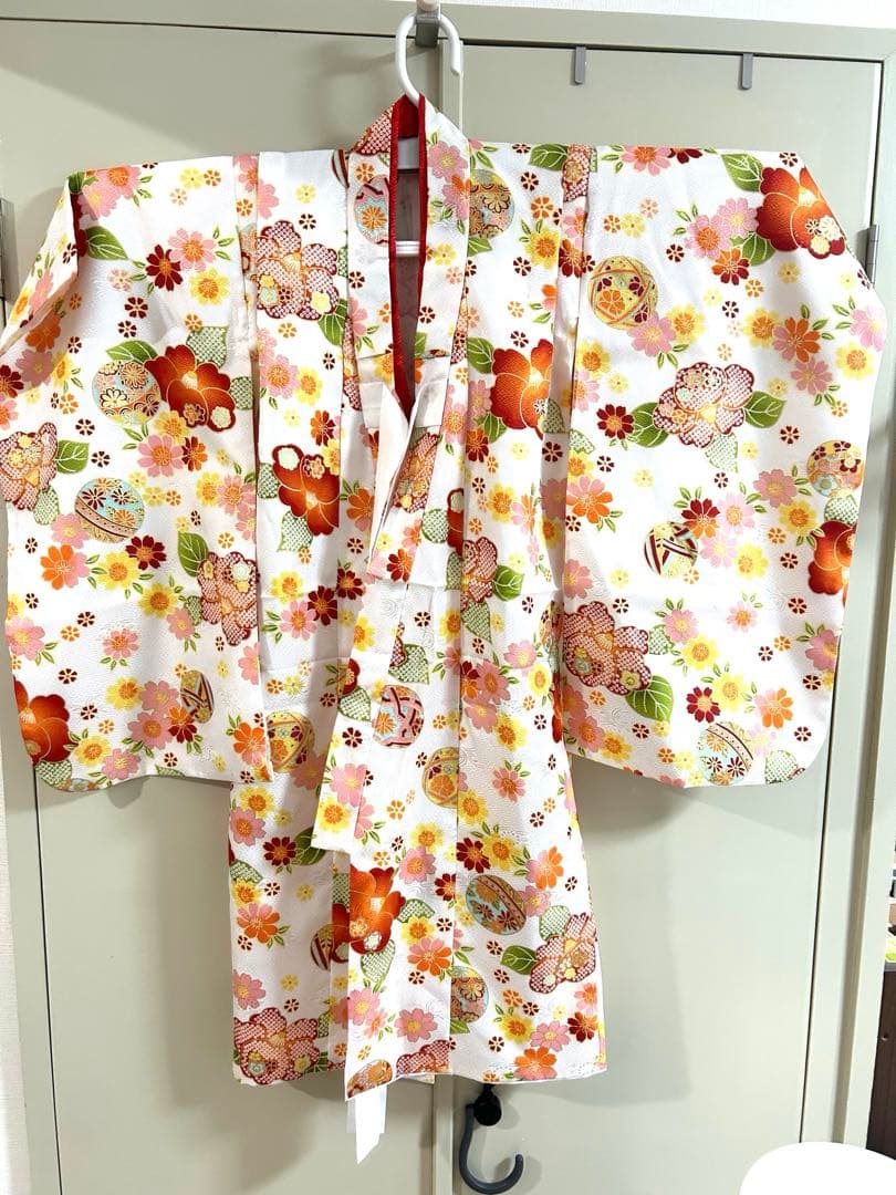 七五三用 赤と白の花柄着物