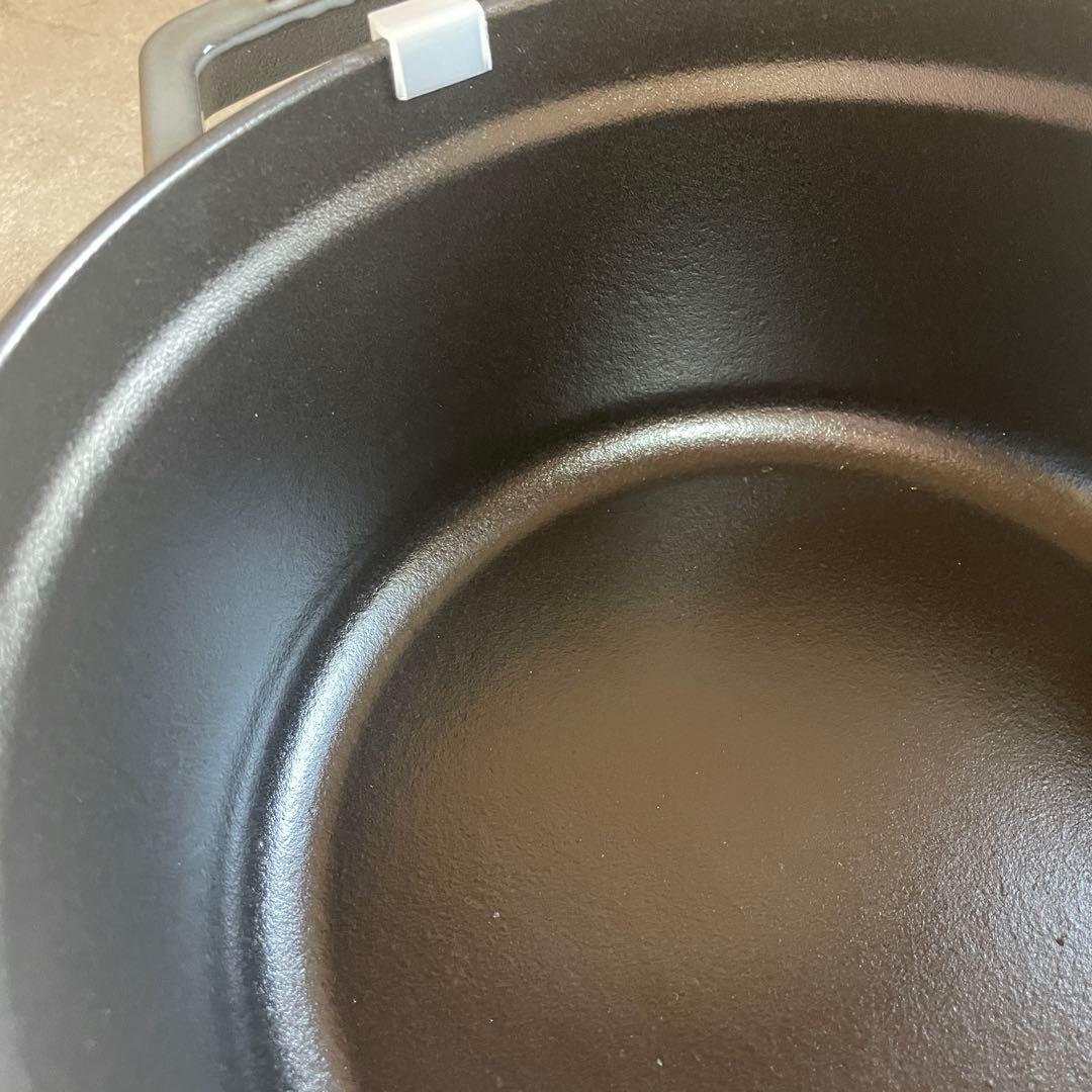 未使用　 STAUB ピコ ココット ラウンド グレー　22cm 両手鍋