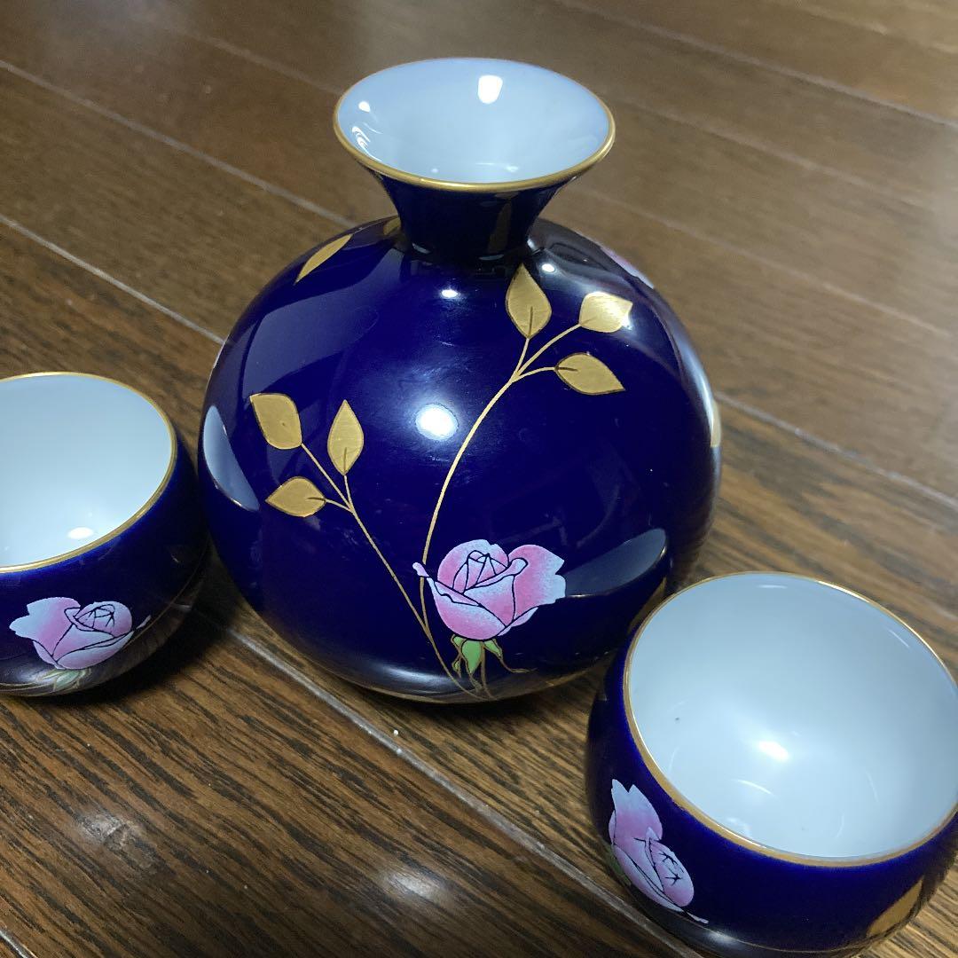 香蘭社 『ルリ薔薇』酒器セット 徳利2と呑5つ - メルカリ