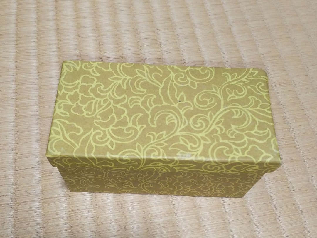 ヴィンテージ　卵形　中国漆器　縁起物　置物　正月　インテリア