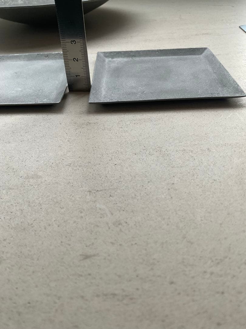 渡辺遼　造形作家　金工作家　アルミニウム　お皿と平皿2枚セット