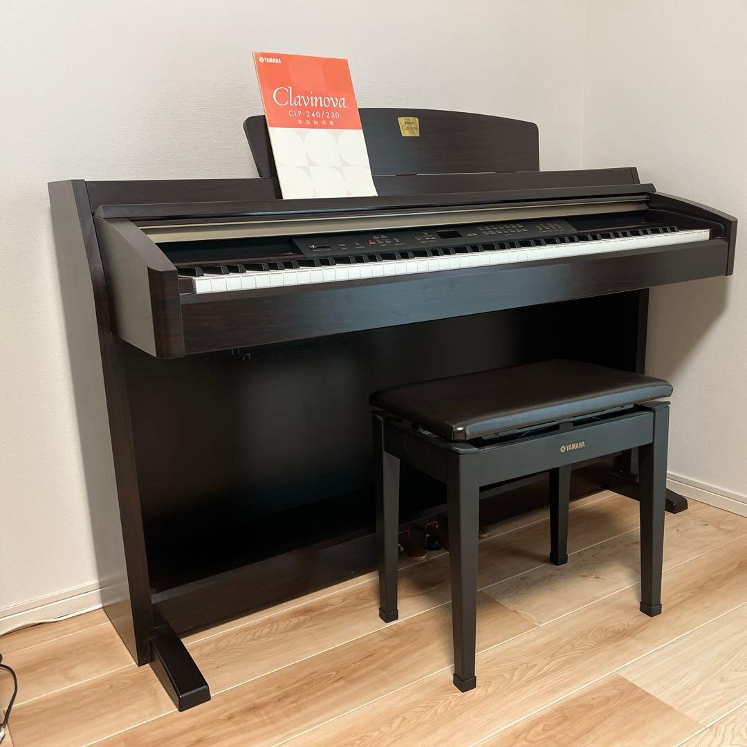 Yamaha Clavinova CP-230電子ピアノ ウッド調 椅子付き - メルカリ