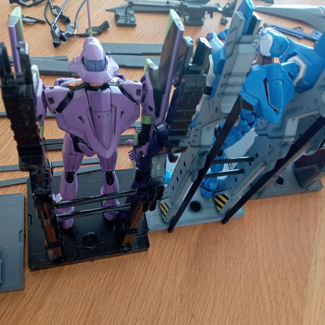 LMHGエヴァ 零号機 初号機 弐号機 参号機 4号機 プラモデル輸送台