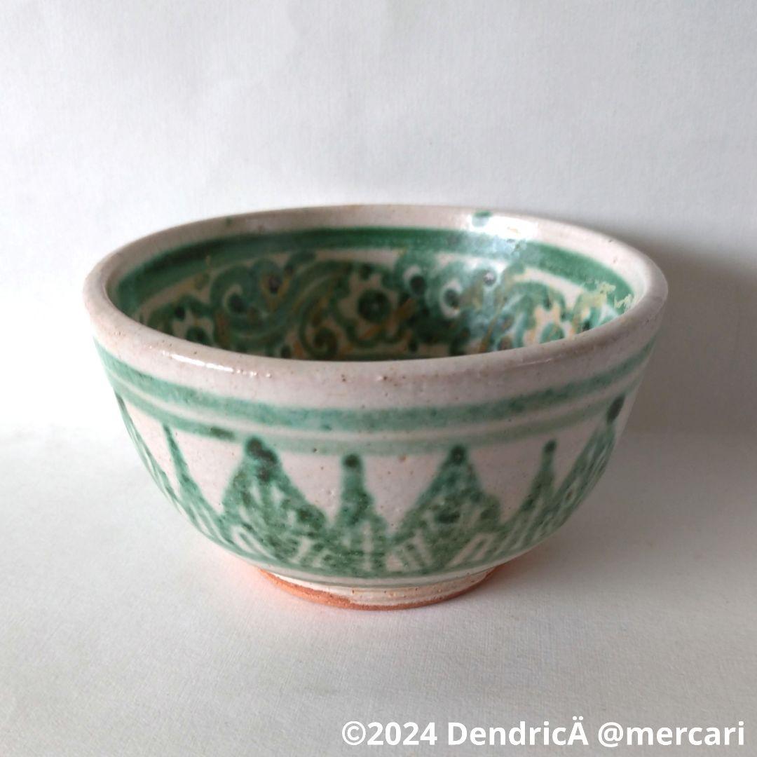 白釉緑彩碗①　ミャンマー　アジアアンティーク　小花彩　茶碗