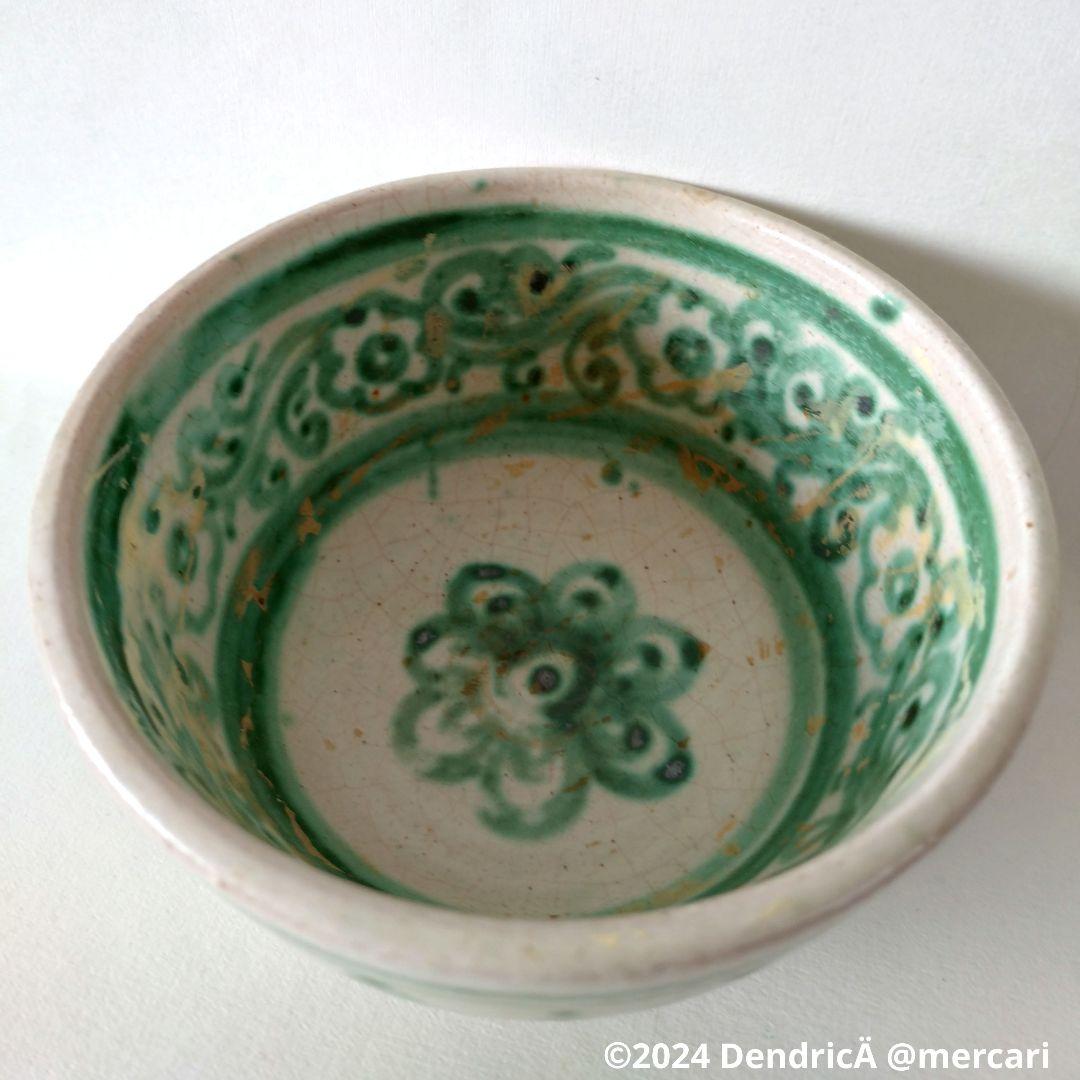 白釉緑彩碗①　ミャンマー　アジアアンティーク　小花彩　茶碗